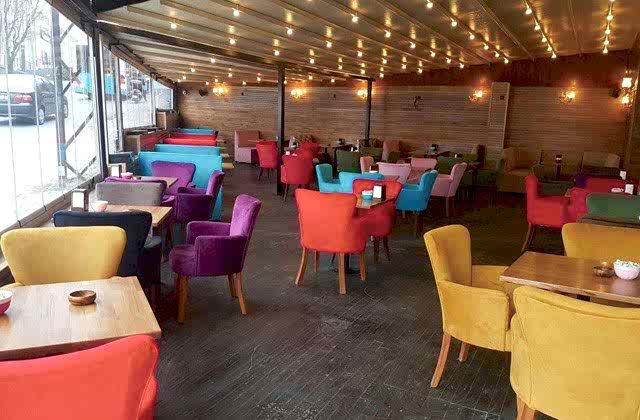 Yerinde Buharlı Cafe Koltuk Yıkama